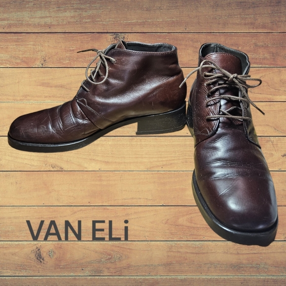 VAN ELi Made in Italy Lace Up Leather Dress Ankle Boot - Picture 2 of 10